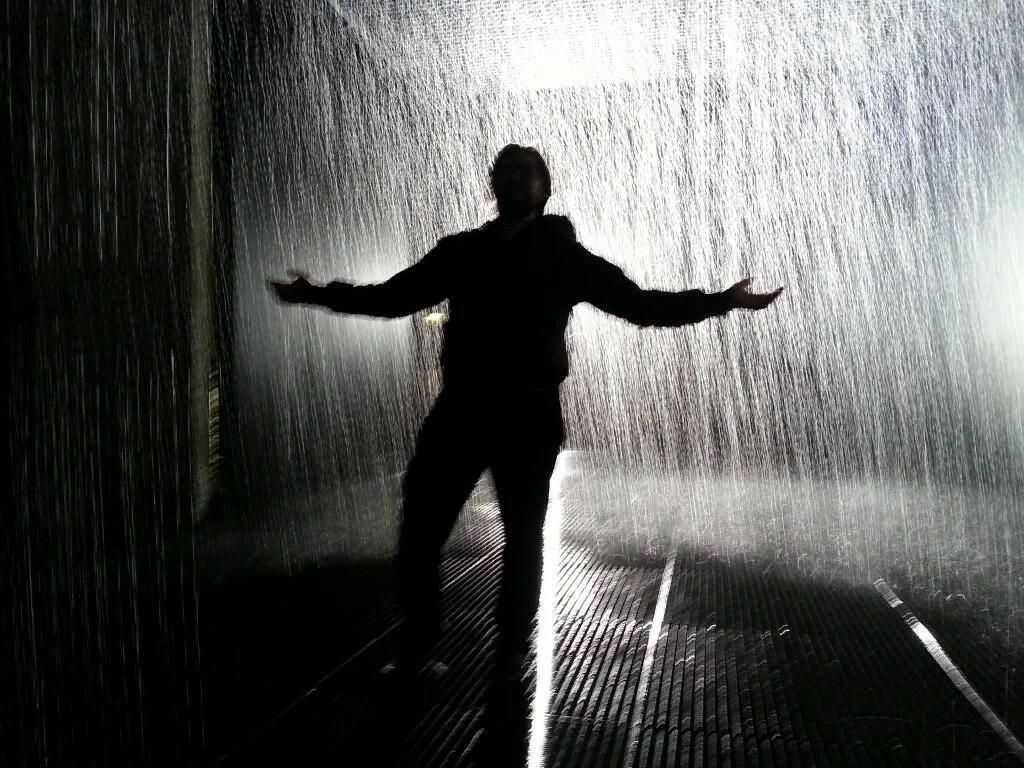 Танец под дождём