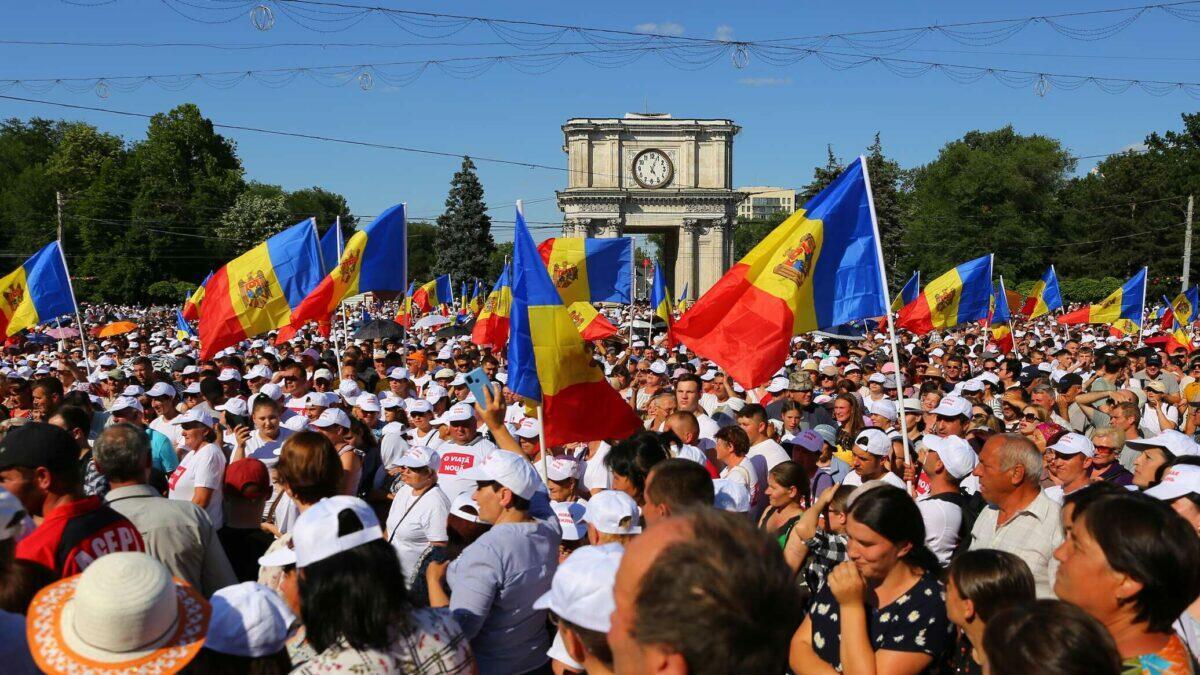 Вновь Молдова бряцает оружьем