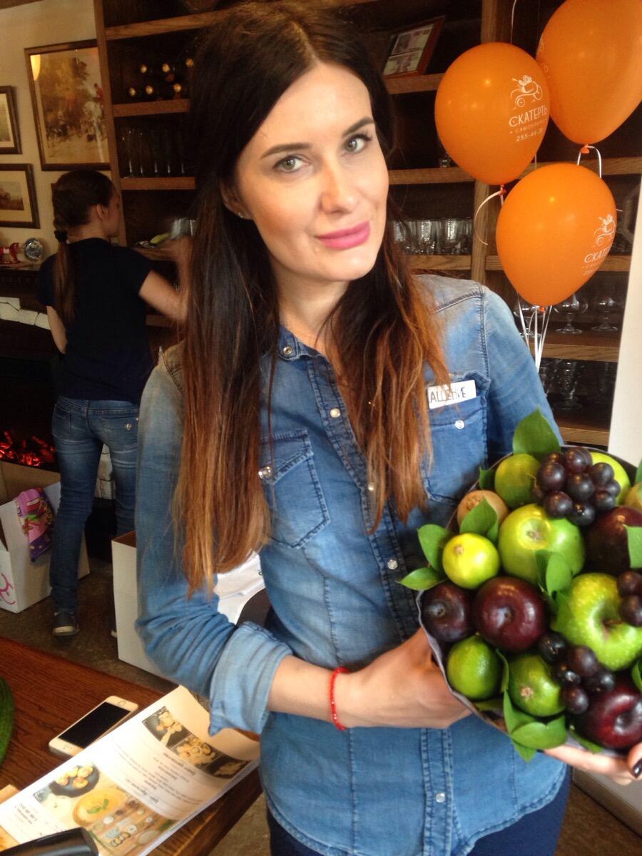 Сорок лет - жизни цвет...