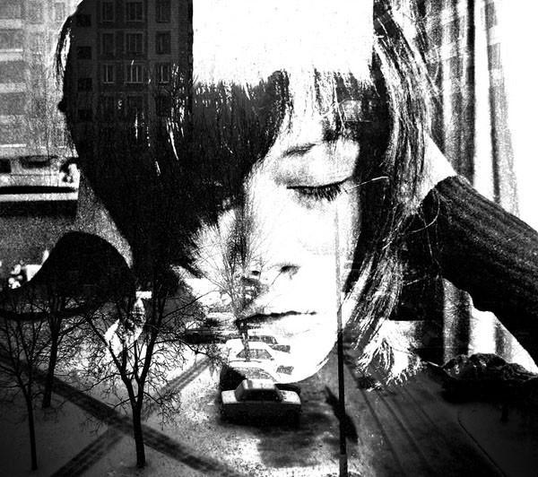 Я, как безумец, что возник в тени