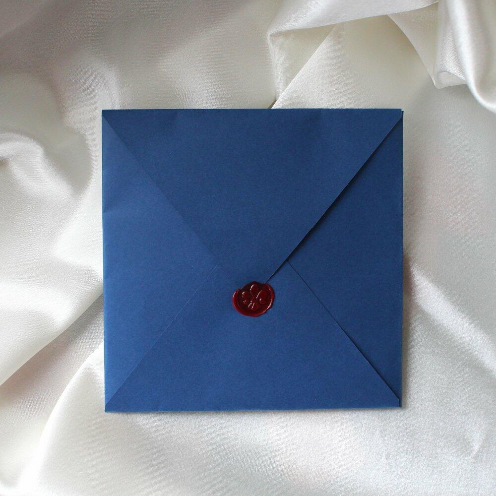 Синие конверты