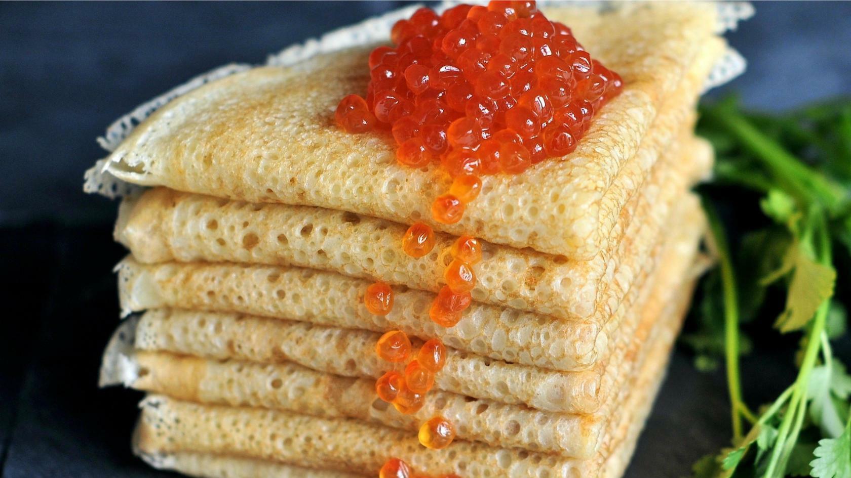 ТАК БЛИНОВ И НЕ ПОЕЛИ