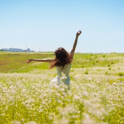 Я лета жду, как исцеленья... 