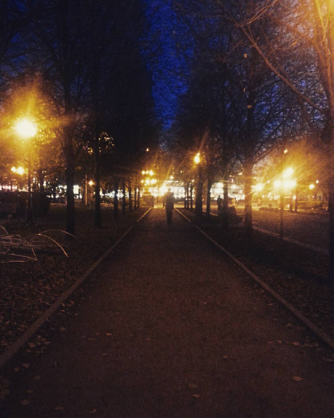 °В моем полу образовалось днище°