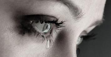 Опять перо макаю в ночь...