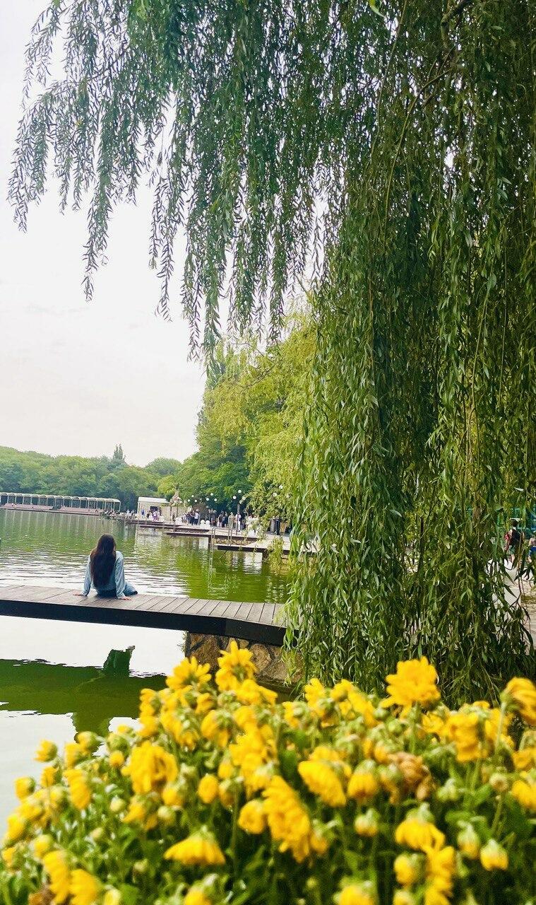 За счастьем  гоняться не надо