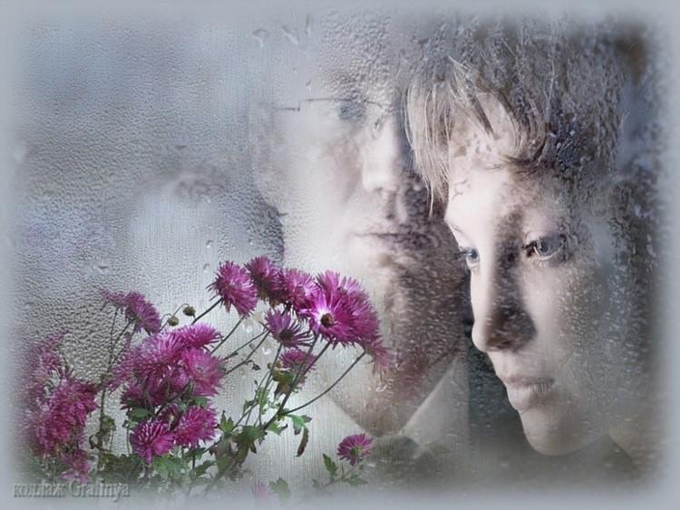 Коснулся платья осторожно