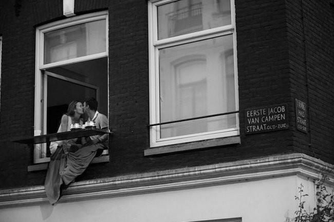 Посиди со мною, помолчи