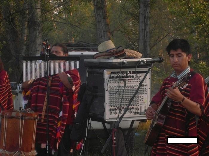 МУЗЫКА ОСТАЛАСЬ...