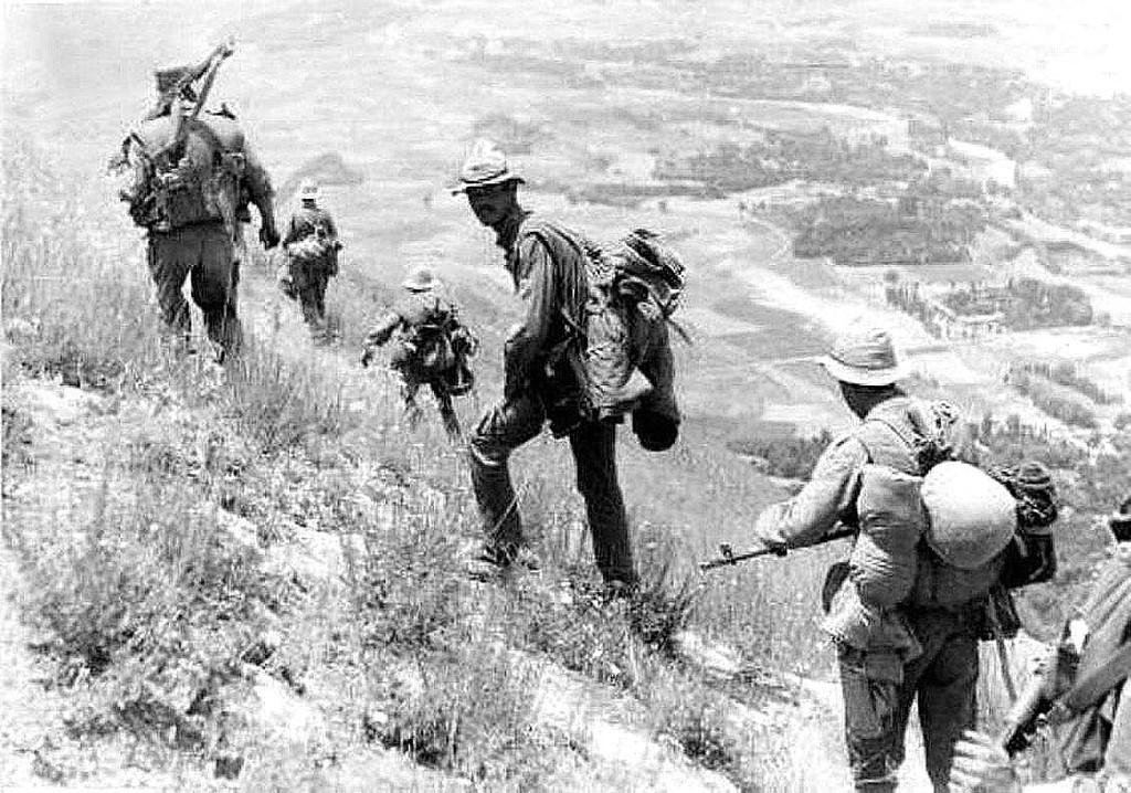 Был позывной его "Седой"