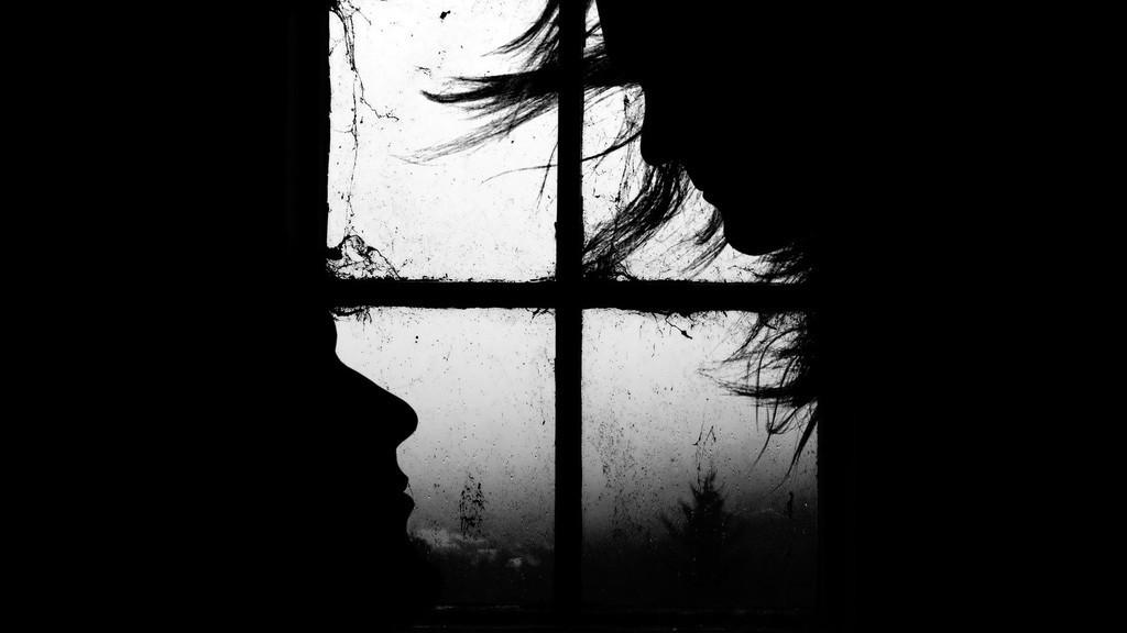 Твои руки шарят по телу