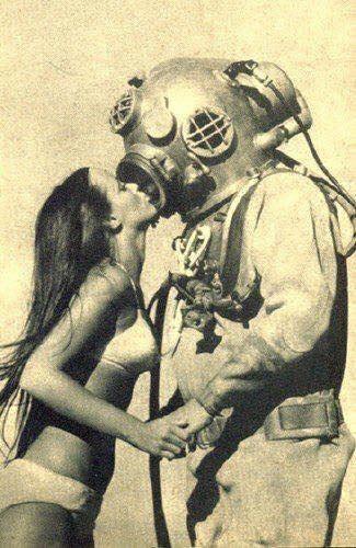 Бывают поцелуи бестолковы