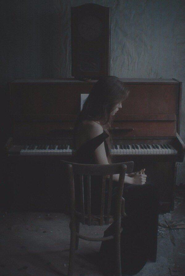 Всё потихоньку снова угасает...