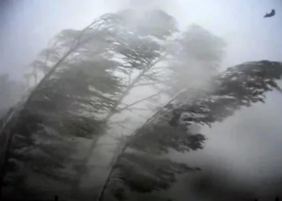 Город собирается спать