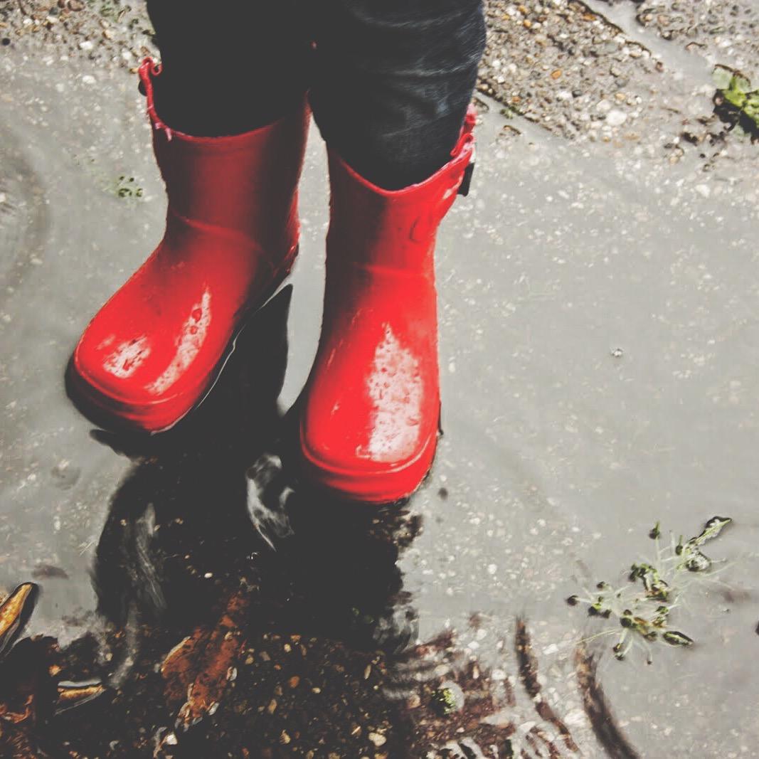 На улице дождь