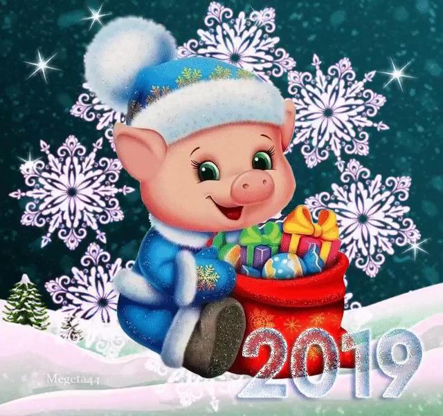 Новый год спешит в дома