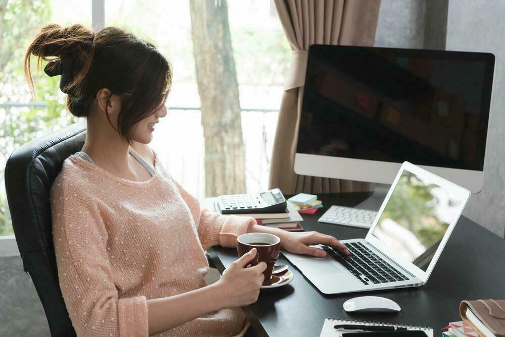 Поэтессе-  слова Фердинанда