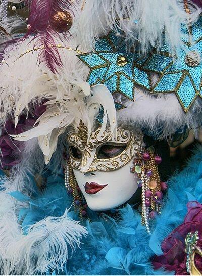 ИДЕАЛЬНЫЕ МАСКИ (III, И)