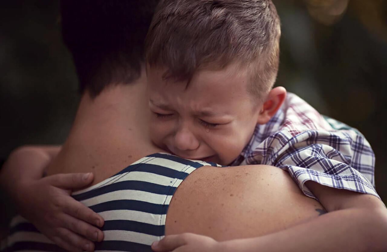 Нас война разлучила