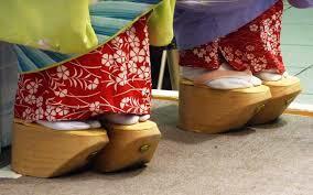 где-то... где-то.... душная ночь...