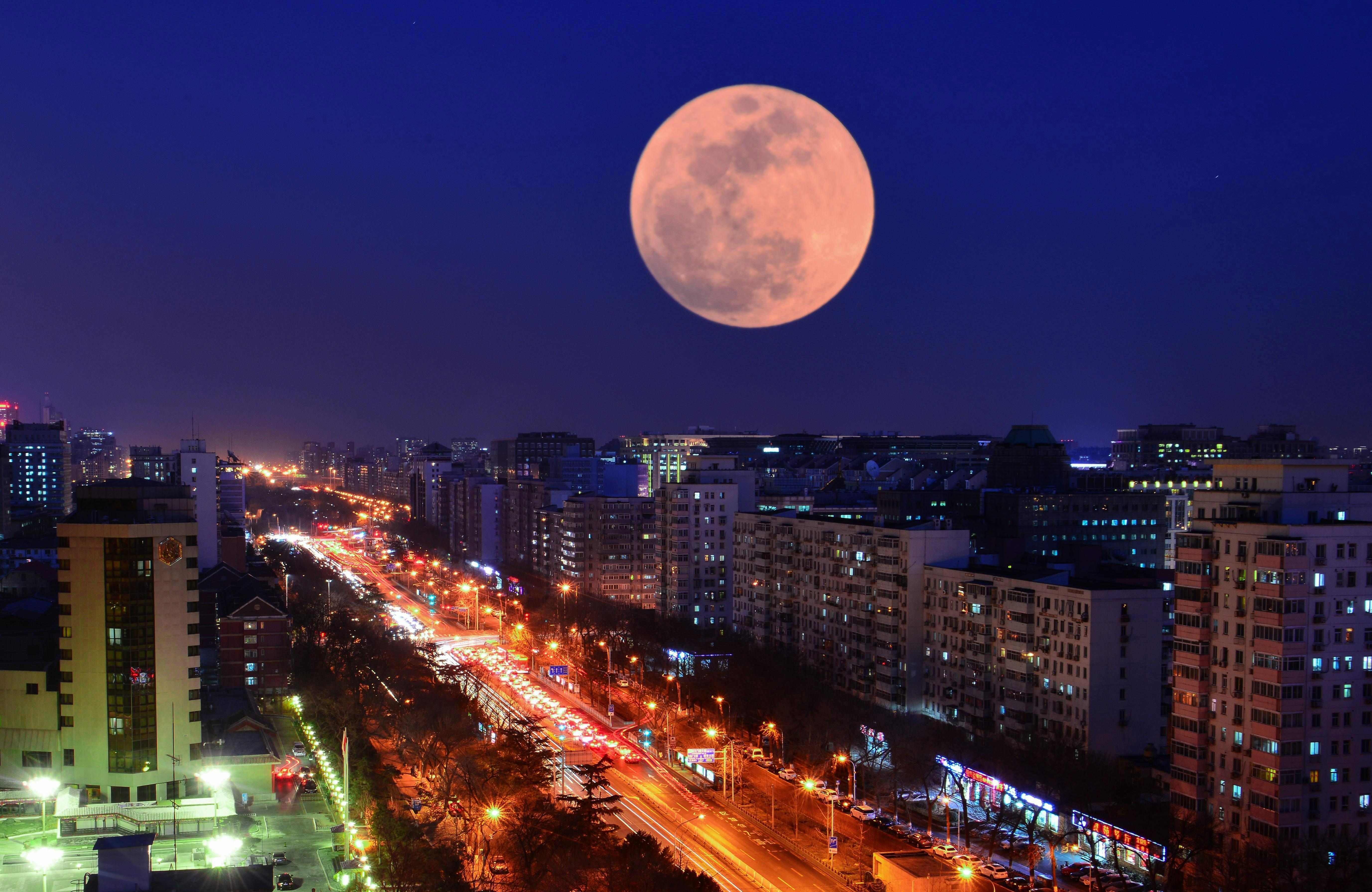 России луна сегодня