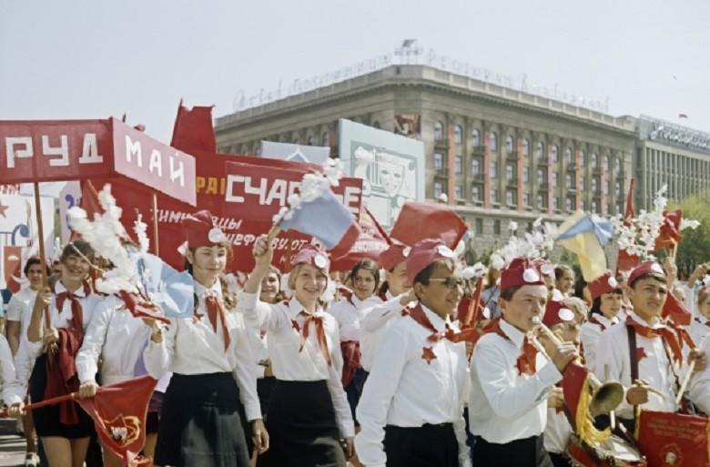 Сегодня - Первомай!