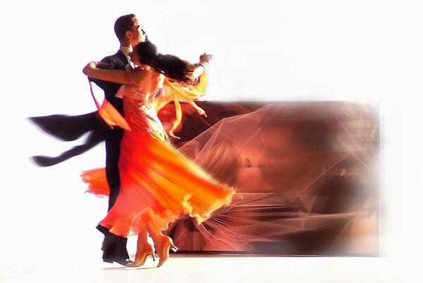 Кончен бал и гаснут свечи ...