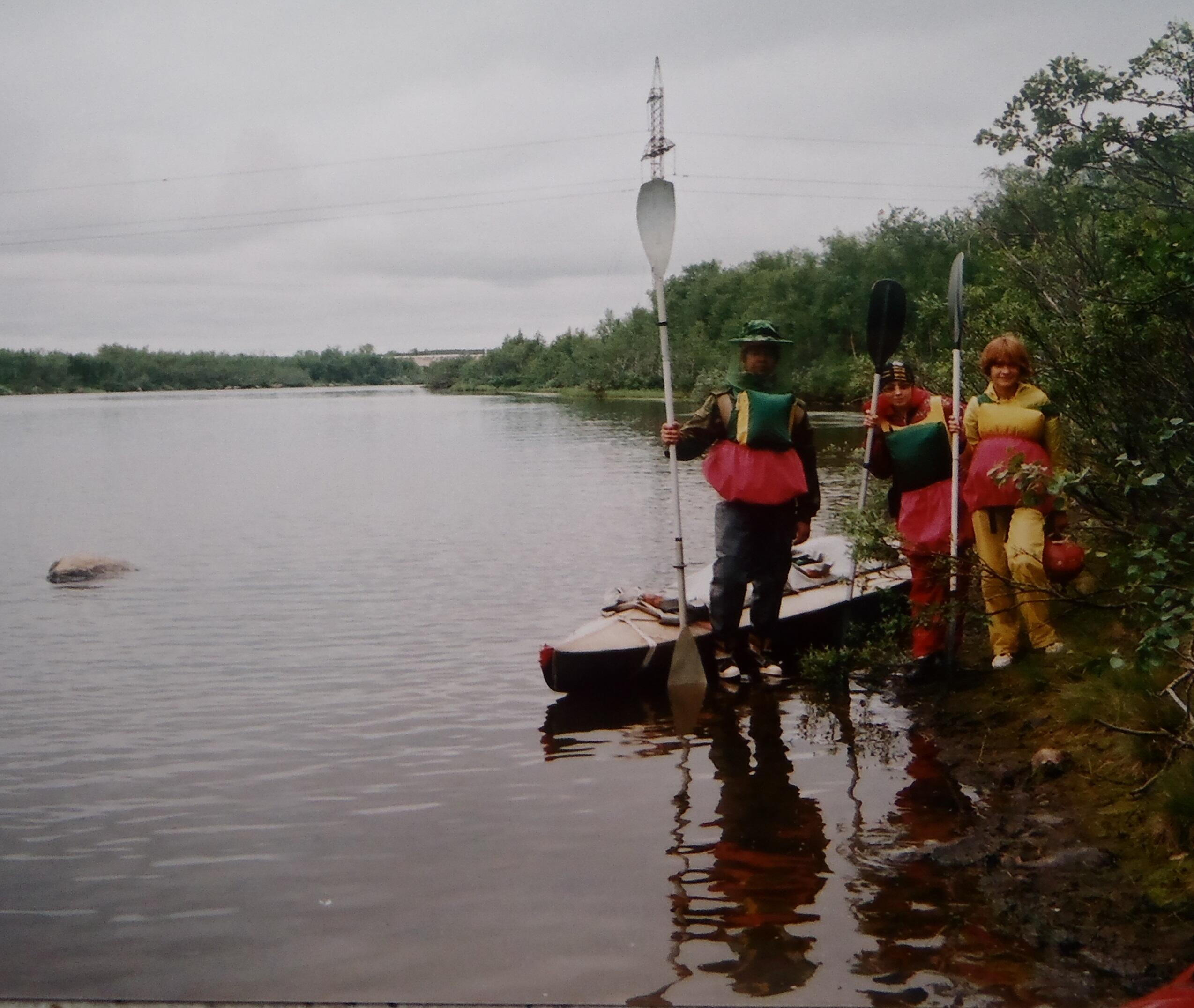 Вот и полярный круг позади...