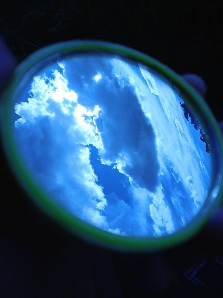 Сотканный из света