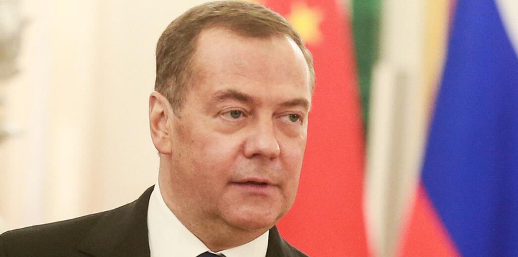 Трампу надо поспешать