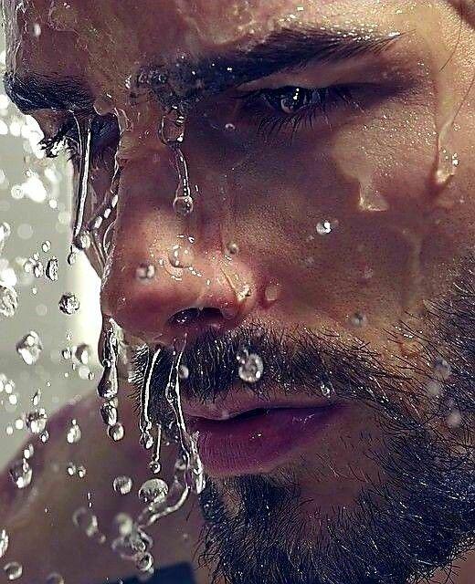 ДОЖДЬ  НАПОМНИТ  О  ТЕБЕ