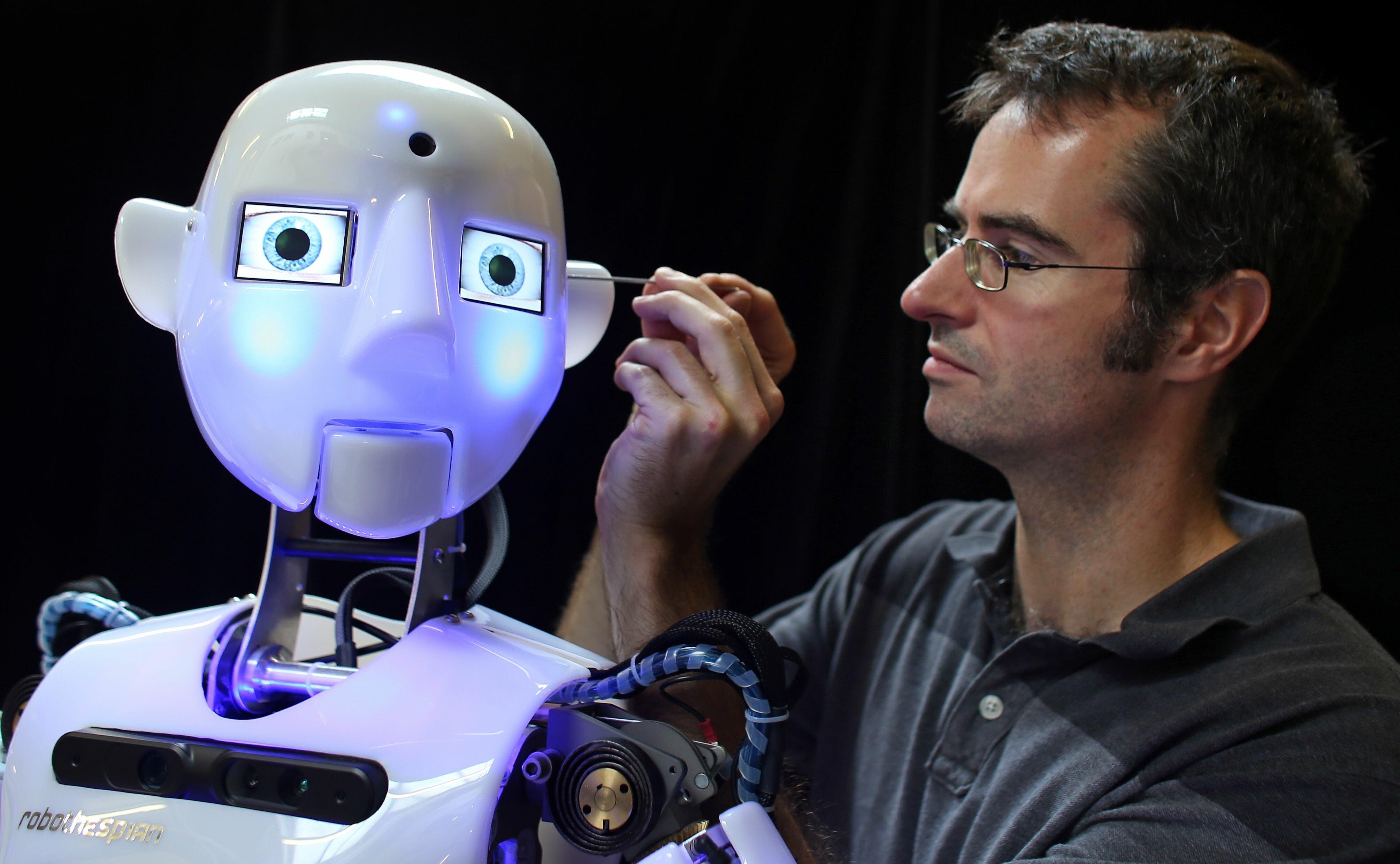 Какой из автономных роботов созданный французским изобретателем. Современные роботы. Разработка роботов. Инженер робототехник. Робот с искусственным интеллектом.