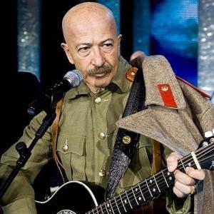 Розенбауму.