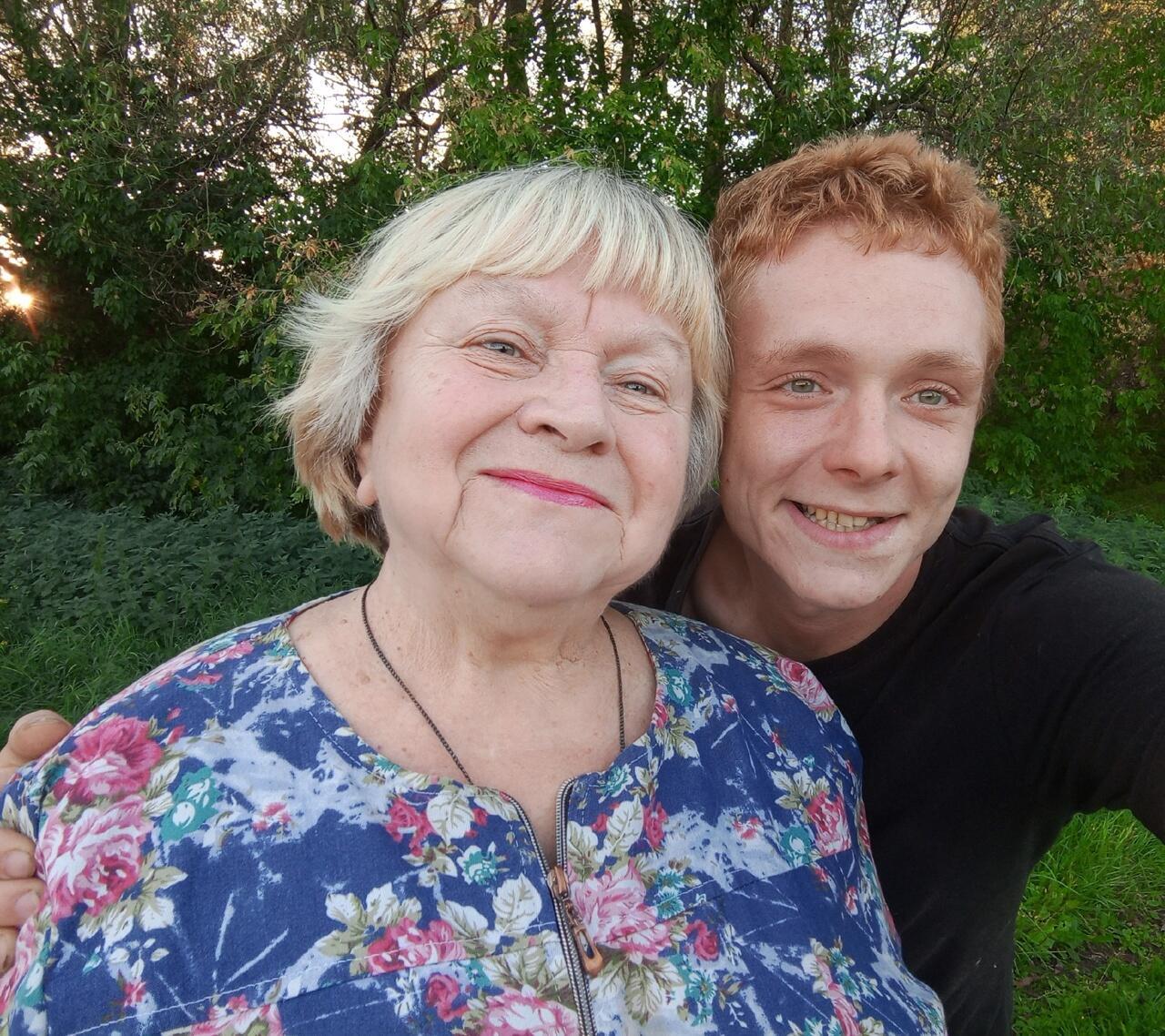 Я на крыльце военкомата