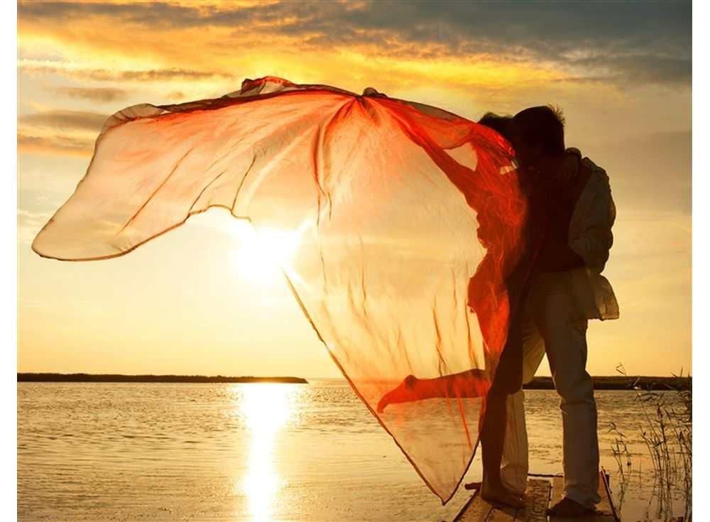 Искры счастья