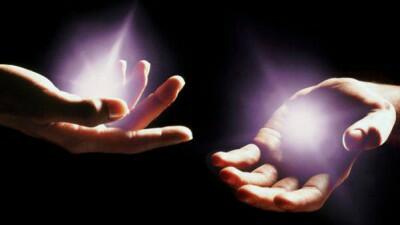 В ладонях света на триста унций