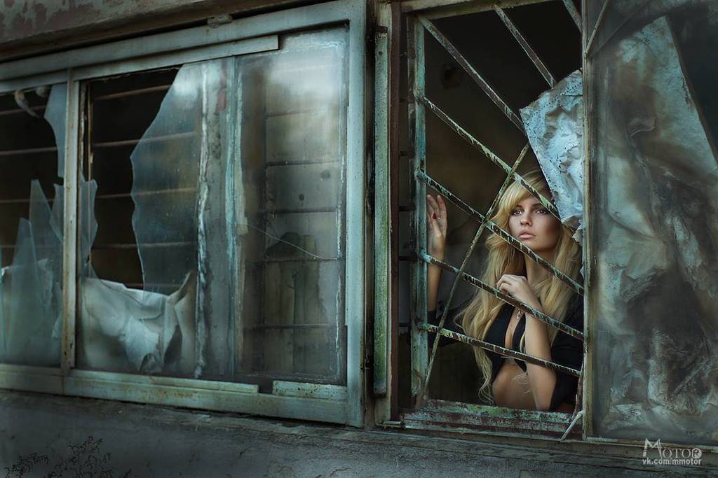 Одиночество связало по ногам и рукам