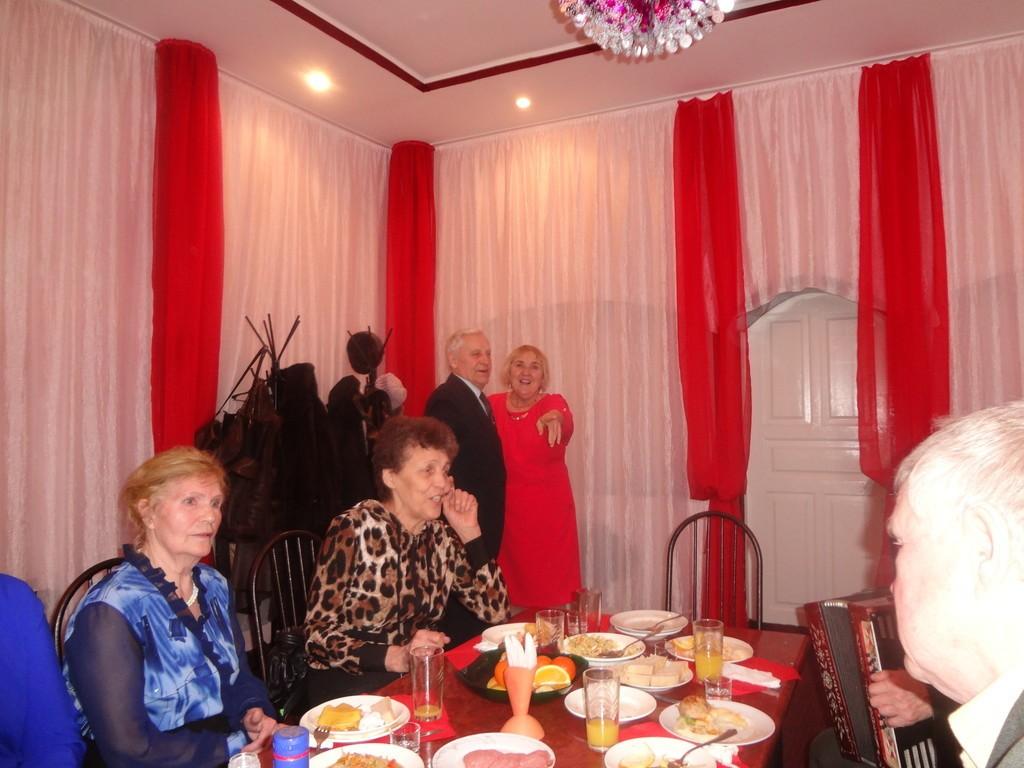 "Попьем чайку"