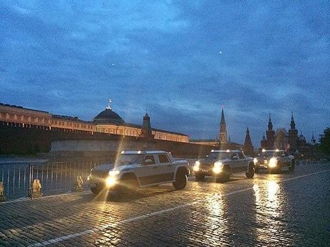 Утро красит нежным светом