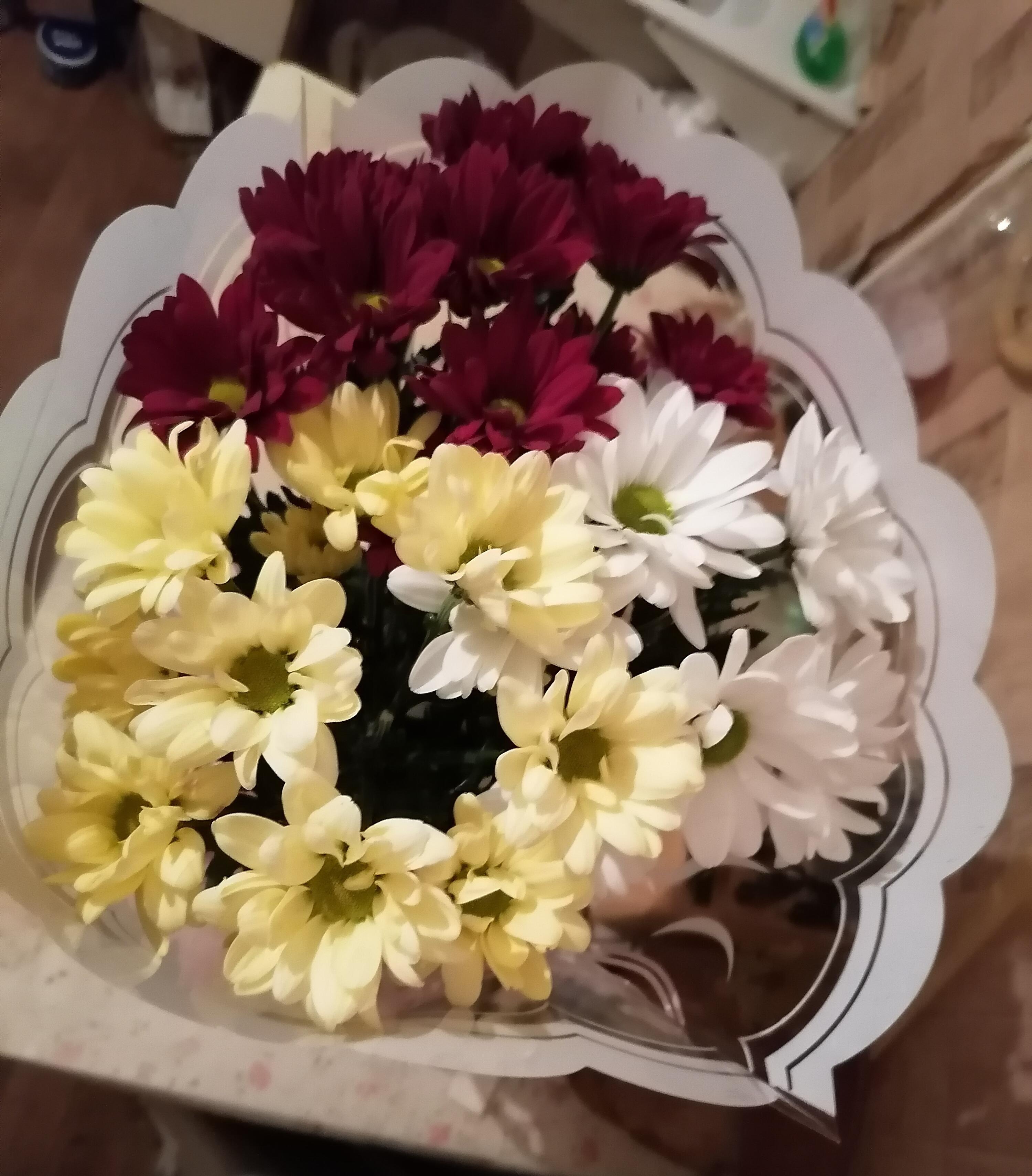 Мама любит цветы 