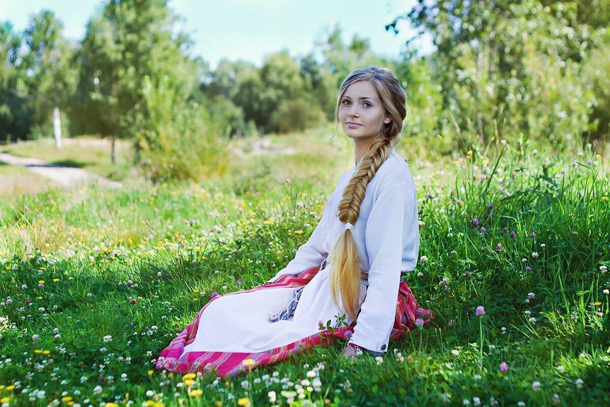 ПРИШЛО И ВРЕМЯ СЛУШАТЬ СОЛОВЬЯ