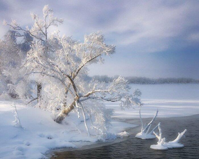 ЗАСНЕЖИЛО, ЗАМЕТЕЛИЛО