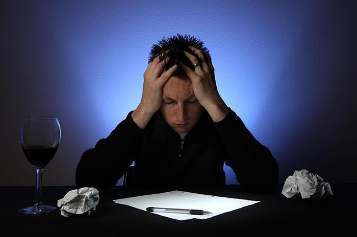 Утомился жить стихами