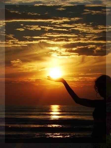 Мне помощник на пути.