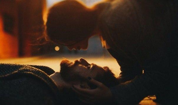 Играешь по нервным клеткам моим.