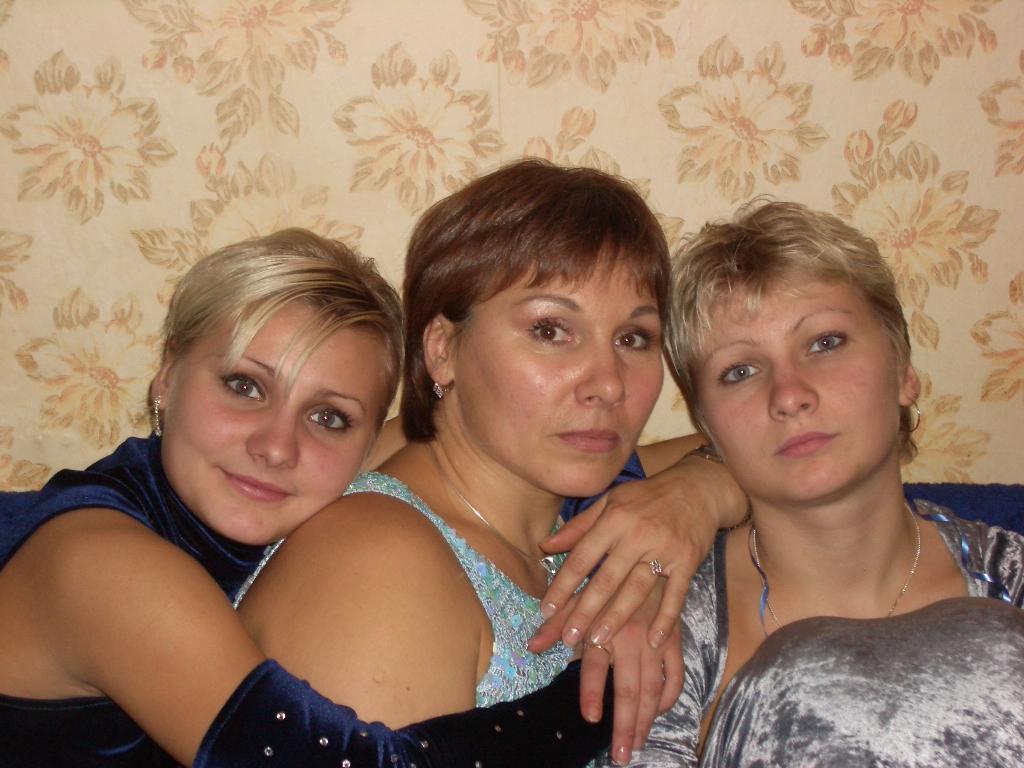 Говорят, что матери стареют.