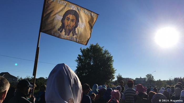 Идет на Киев Крестный ход ...