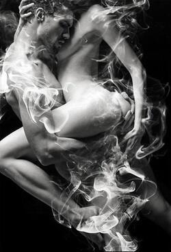 Пред тобою нага...