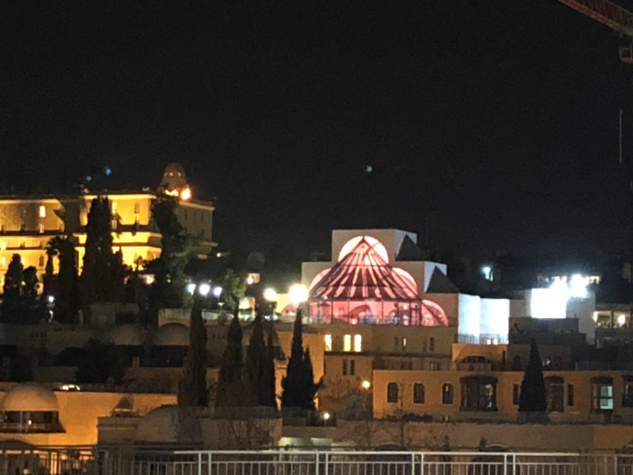 Сохрани их, Всевышний 