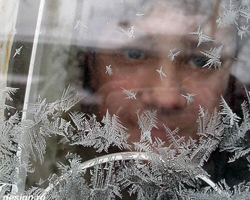 Узоры на окне.